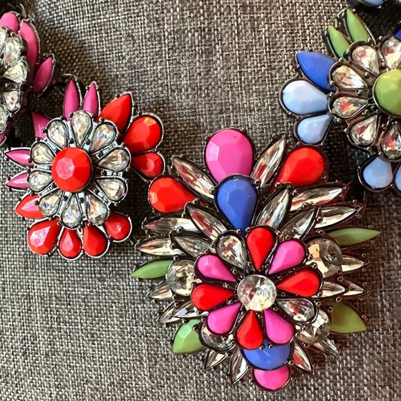 Colorful Floral Statement Bib Necklace With Adjustable Chain & Multi-Gem Accents - Picture 13 of 14